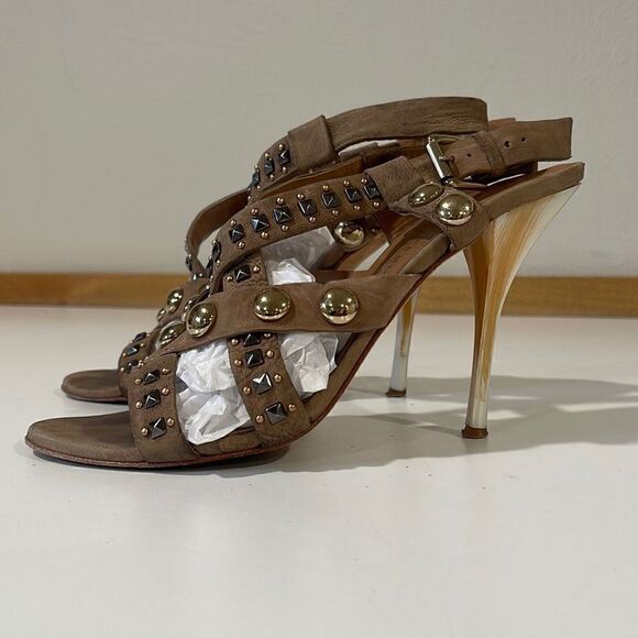 Latitude Femme Tan Studded Sandals Size 39.5 - Picture 1 of 9